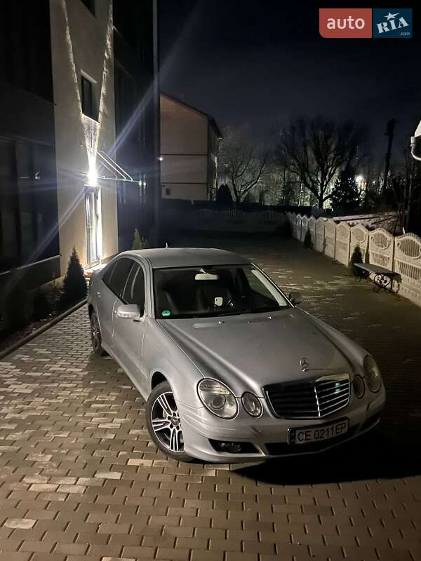 Седан Mercedes-Benz E-Class 2007 в Чернівцях