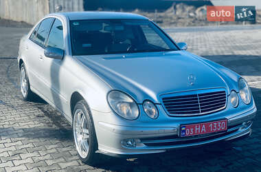 Седан Mercedes-Benz E-Class 2002 в Луцьку