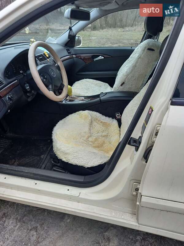 Седан Mercedes-Benz E-Class 2006 в Киеве фото 5 Седан Mercedes-Benz E-Class 2006 в Киеве