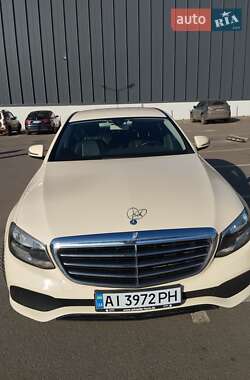 Седан Mercedes-Benz E-Class 2016 в 