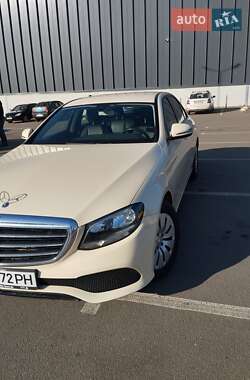 Седан Mercedes-Benz E-Class 2016 в 