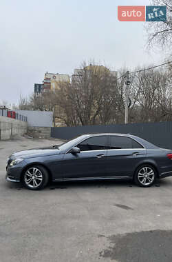 Седан Mercedes-Benz E-Class 2014 в Вінниці