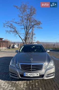 Седан Mercedes-Benz E-Class 2012 в Тернополі