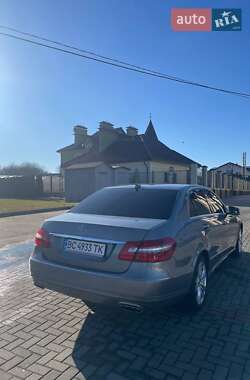 Седан Mercedes-Benz E-Class 2012 в Тернополі