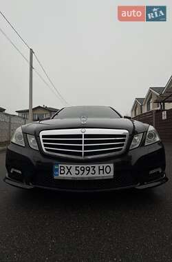 Седан Mercedes-Benz E-Class 2010 в 