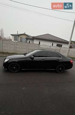 Седан Mercedes-Benz E-Class 2010 в 