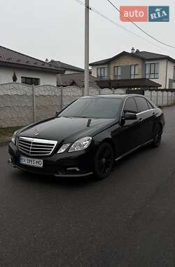 Седан Mercedes-Benz E-Class 2010 в 