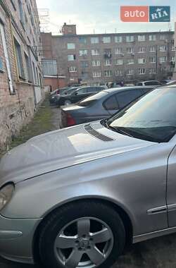 Седан Mercedes-Benz E-Class 2002 в 