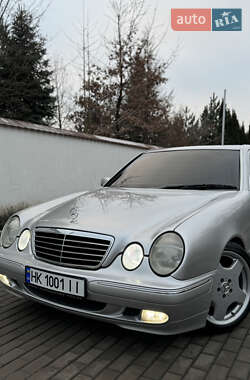 Седан Mercedes-Benz E-Class 2000 в Ровно