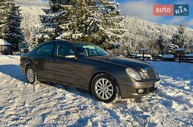 Седан Mercedes-Benz E-Class 2008 в Межгорье