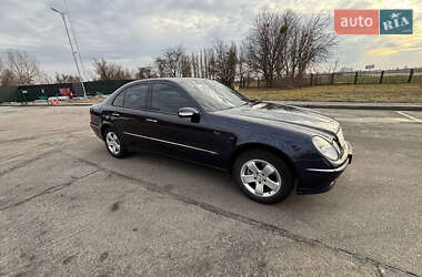 Седан Mercedes-Benz E-Class 2006 в Обухове