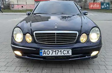 Mercedes-Benz E-Class 2004