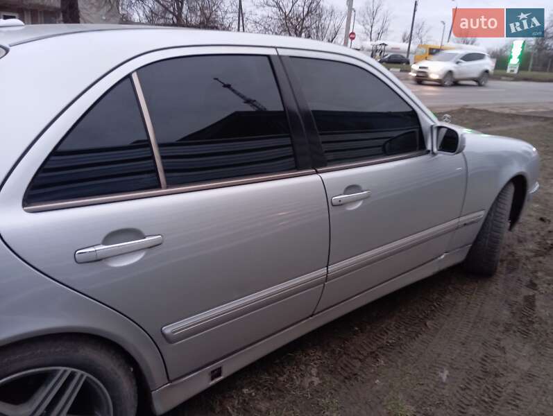 Седан Mercedes-Benz E-Class 2002 в Хмельницькому фото 2 Седан Mercedes-Benz E-Class 2002 в Хмельницькому