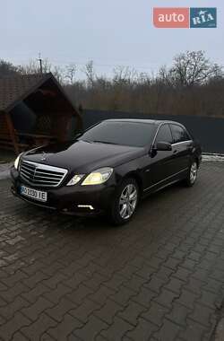 Седан Mercedes-Benz E-Class 2009 в Іршаві