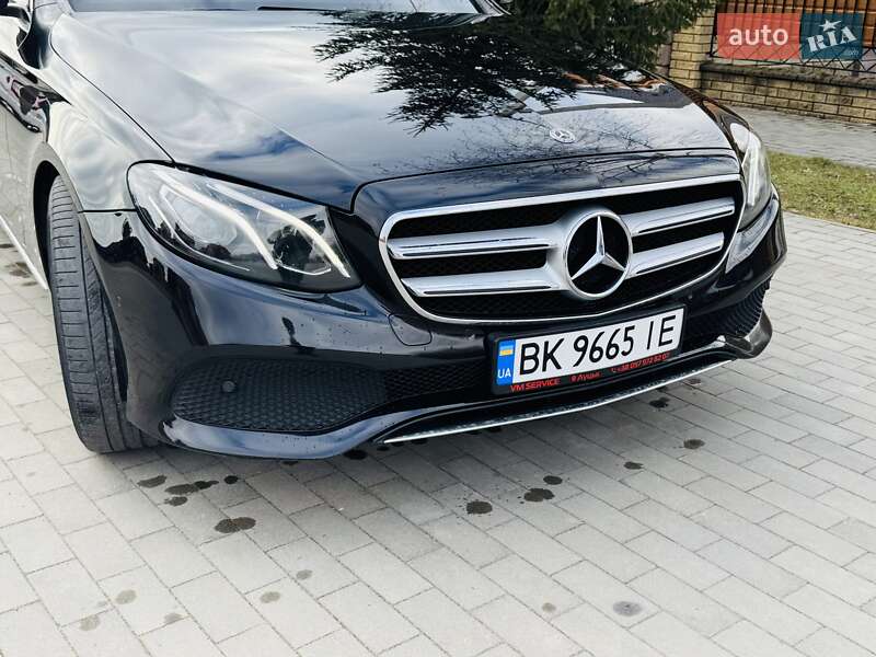 Універсал Mercedes-Benz E-Class 2017 в Сарнах