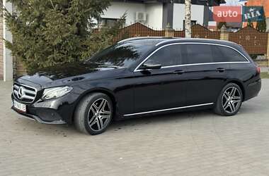 Универсал Mercedes-Benz E-Class 2017 в 