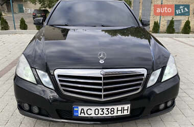 Седан Mercedes-Benz E-Class 2010 в Нововолинську