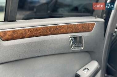 Седан Mercedes-Benz E-Class 2011 в 