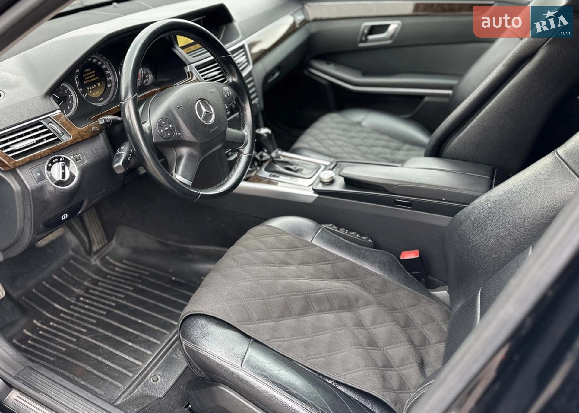 2011 Mercedes-Benz E-klasse - мініатюра 4