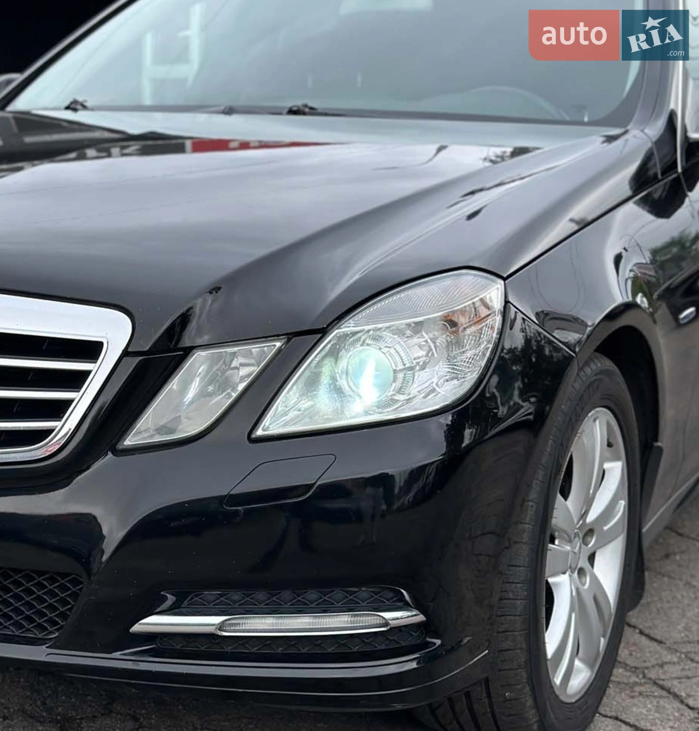 2011 Mercedes-Benz E-klasse - мініатюра 2