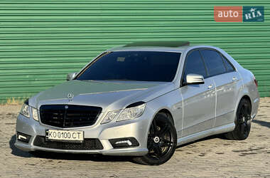 Седан Mercedes-Benz E-Class 2009 в Хусті