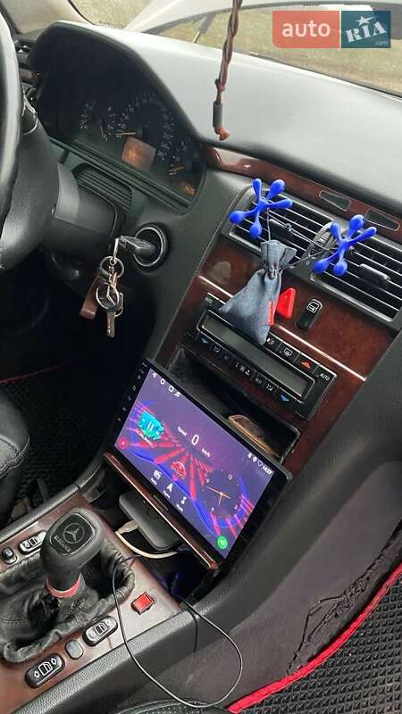 Седан Mercedes-Benz E-Class 2001 в Криничках