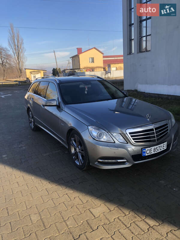 Універсал Mercedes-Benz E-Class 2010 в Сторожинці