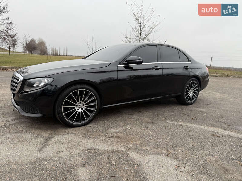 Mercedes-Benz E-Class 2017