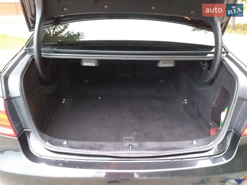 Седан Mercedes-Benz E-Class 2013 в Хмельницком