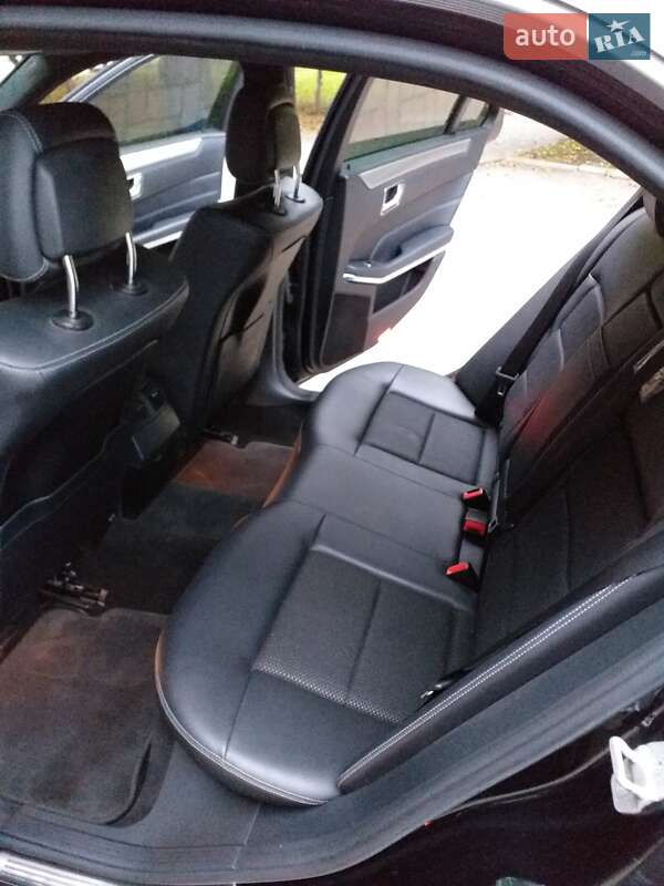 Седан Mercedes-Benz E-Class 2013 в Хмельницком