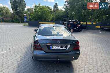 Седан Mercedes-Benz E-Class 2004 в Виннице