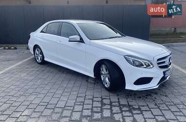 Седан Mercedes-Benz E-Class 2015 в 