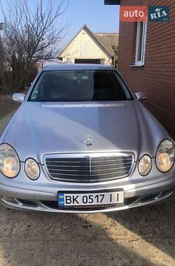 Седан Mercedes-Benz E-Class 2006 в Вараші