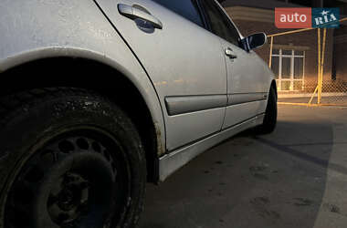 Седан Mercedes-Benz E-Class 2001 в 