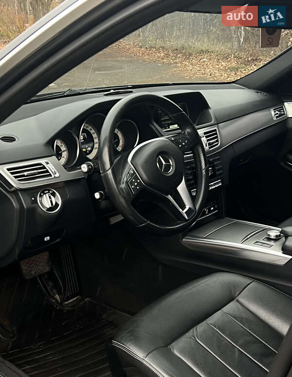 Універсал Mercedes-Benz E-Class 2013 в Івано-Франківську