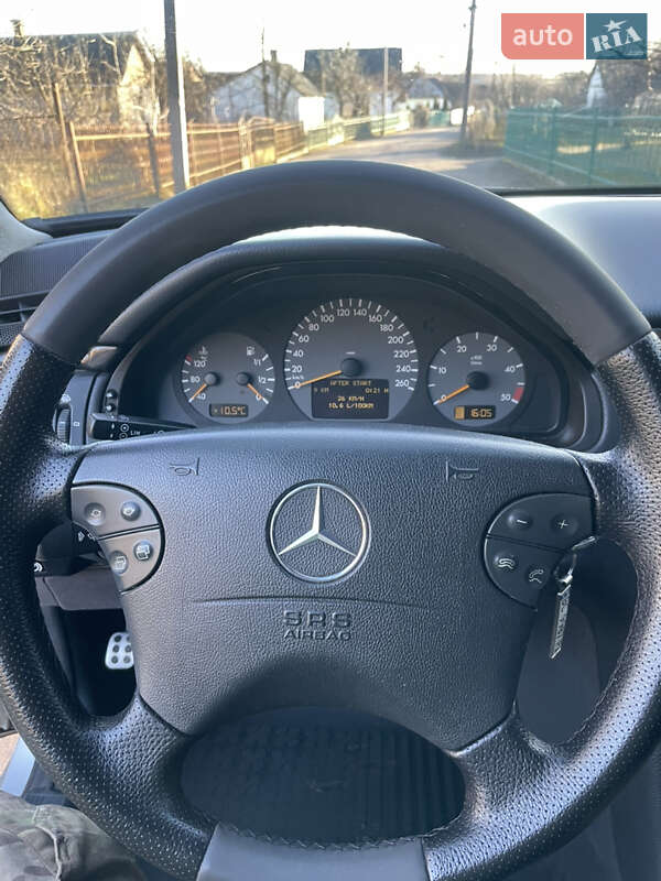 Седан Mercedes-Benz E-Class 2001 в Сокалі
