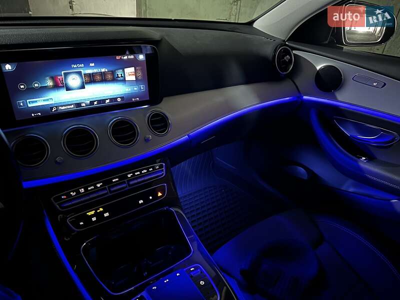 Седан Mercedes-Benz E-Class 2021 в Львові фото 15 Седан Mercedes-Benz E-Class 2021 в Львові