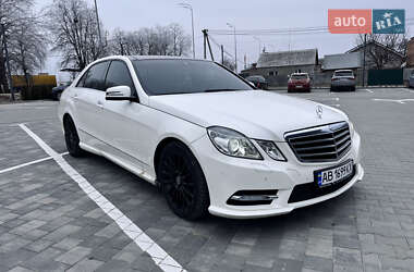 Седан Mercedes-Benz E-Class 2012 в Вінниці