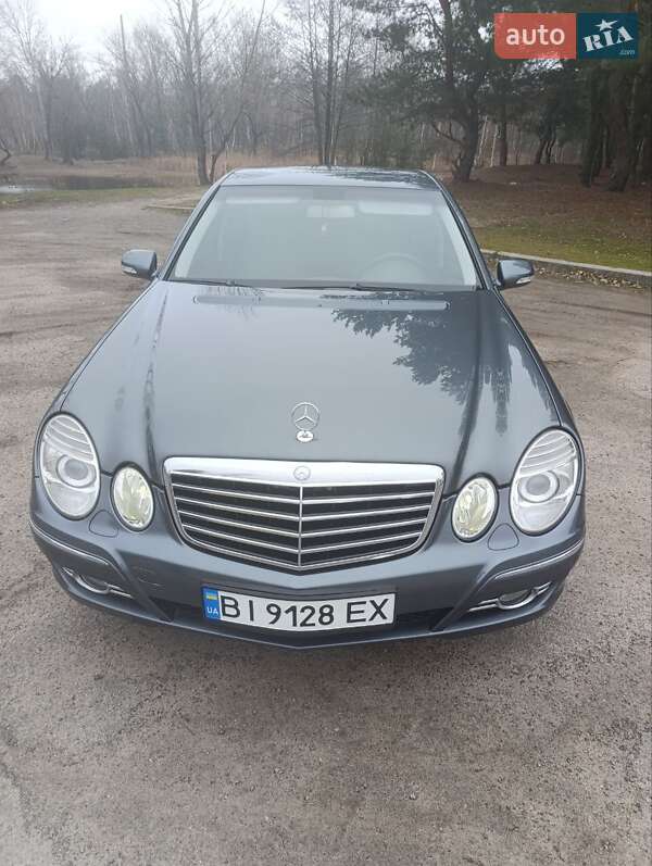 Седан Mercedes-Benz E-Class 2007 в Кременчуге