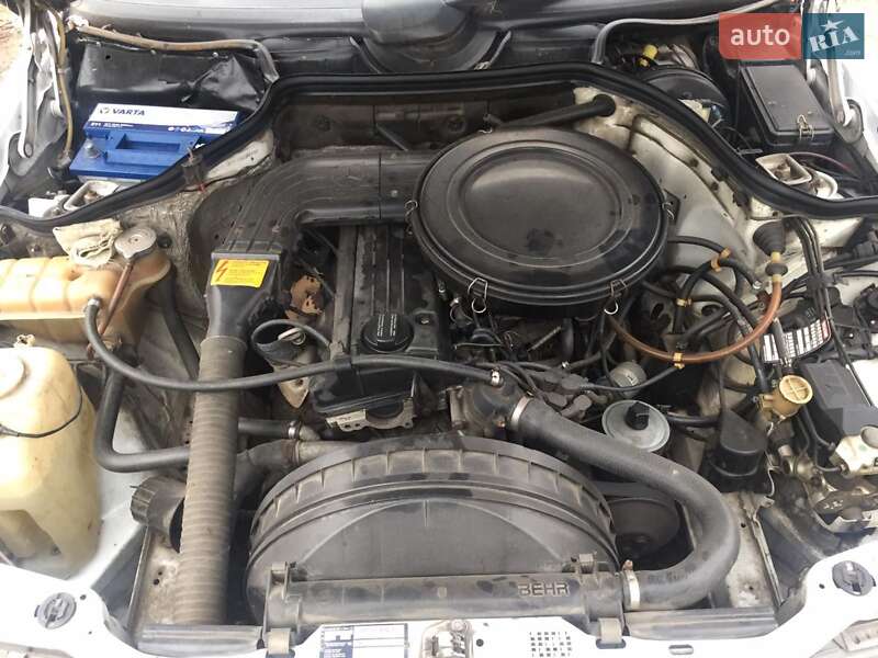 Седан Mercedes-Benz E-Class 1991 в Одесі