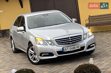 Седан Mercedes-Benz E-Class 2010 в Ивано-Франковске