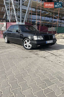 Седан Mercedes-Benz E-Class 1995 в Тернополі