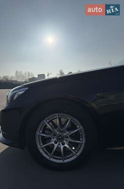 Седан Mercedes-Benz E-Class 2015 в  фото 12 Седан Mercedes-Benz E-Class 2015 в