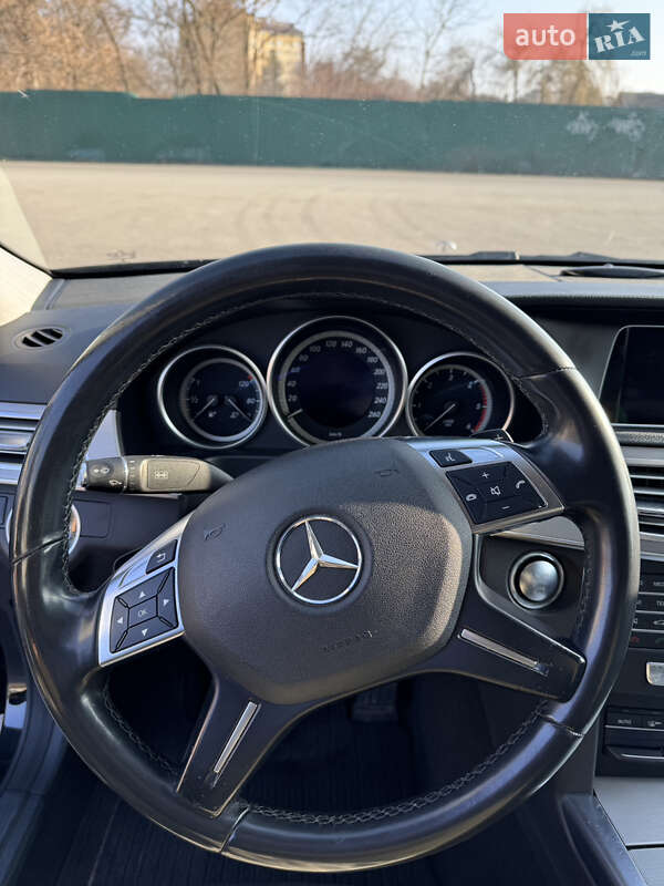 Седан Mercedes-Benz E-Class 2015 в Ивано-Франковске фото 14 Седан Mercedes-Benz E-Class 2015 в Ивано-Франковске