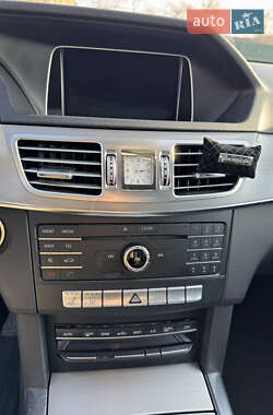Седан Mercedes-Benz E-Class 2015 в  фото 15 Седан Mercedes-Benz E-Class 2015 в