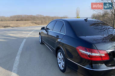 Седан Mercedes-Benz E-Class 2011 в 