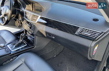 Седан Mercedes-Benz E-Class 2011 в 
