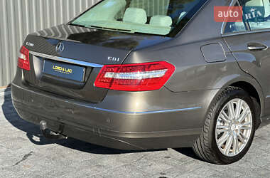 Седан Mercedes-Benz E-Class 2012 в 