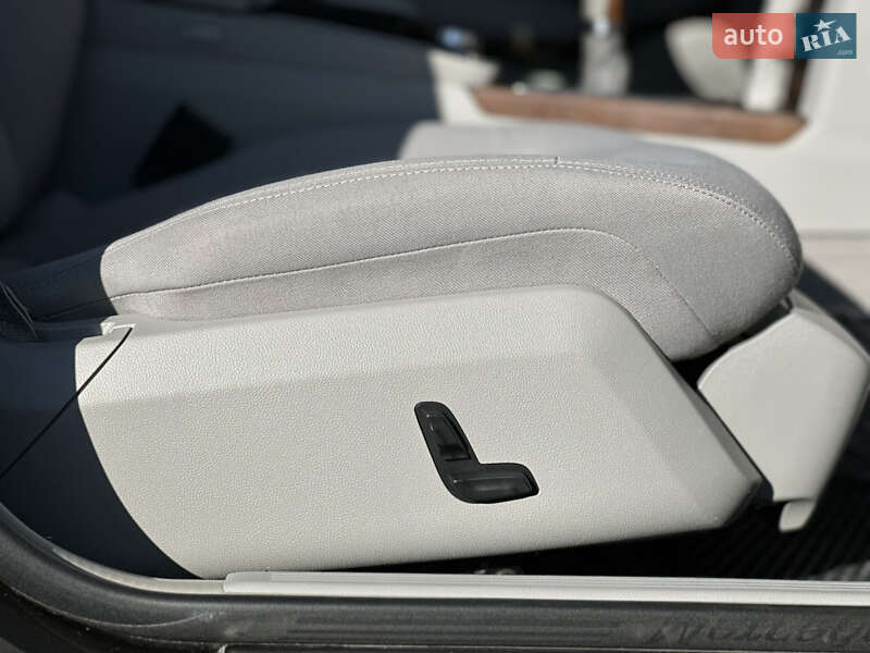 Седан Mercedes-Benz E-Class 2012 в Рівному