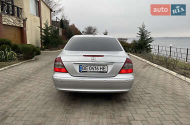 Седан Mercedes-Benz E-Class 2006 в Николаеве